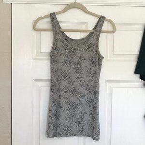 A New Day Grey Floral Fitted Tank Top - Size Medium